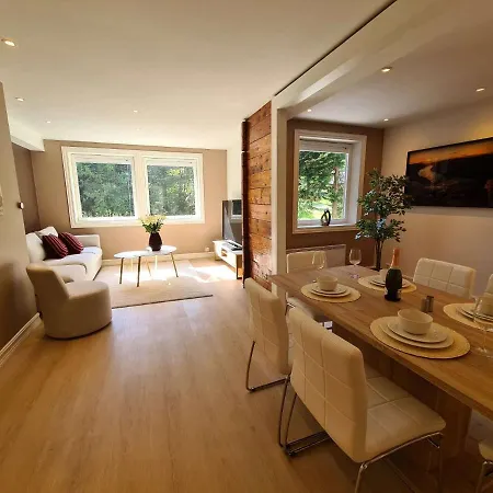 Center Charm In Exclusive Eiganes - Modern & Spacious *